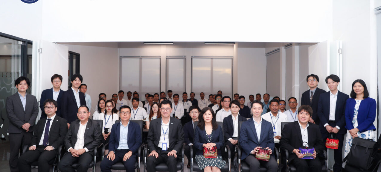 Closing Ceremony of the First Seminar Conducted by the Micro Business and Individual Unit of the Japan Finance Corporation (JFC–Micro)